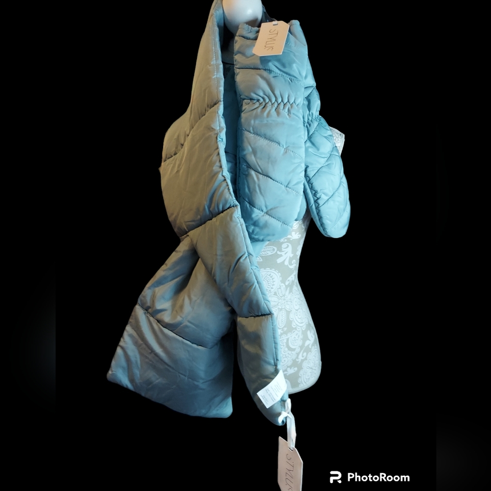 Stylus Women's Puffer Pull Thru Scarf and Glove Set Aqua NWT